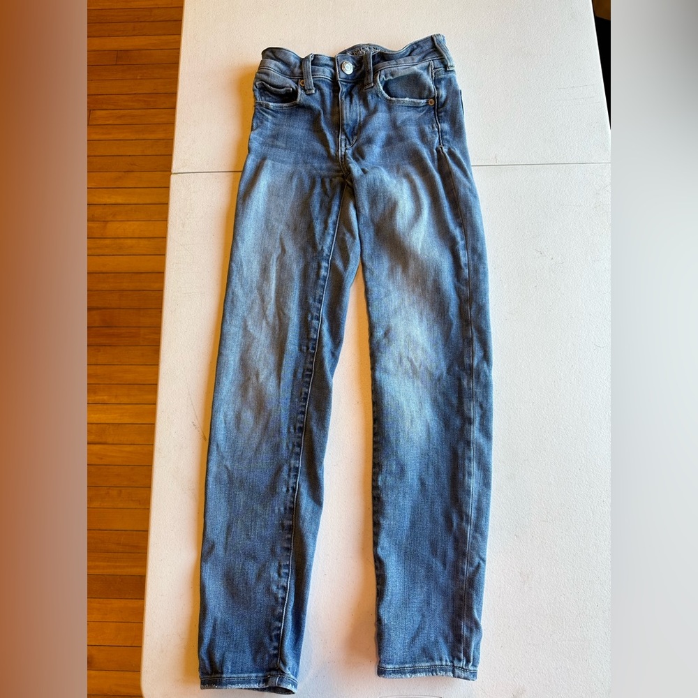 American eagle jeans size 2 super super stretch